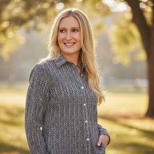 Lysse Womens Long Sleeve Button Down Shirt Black White Zigzag Geometric Small